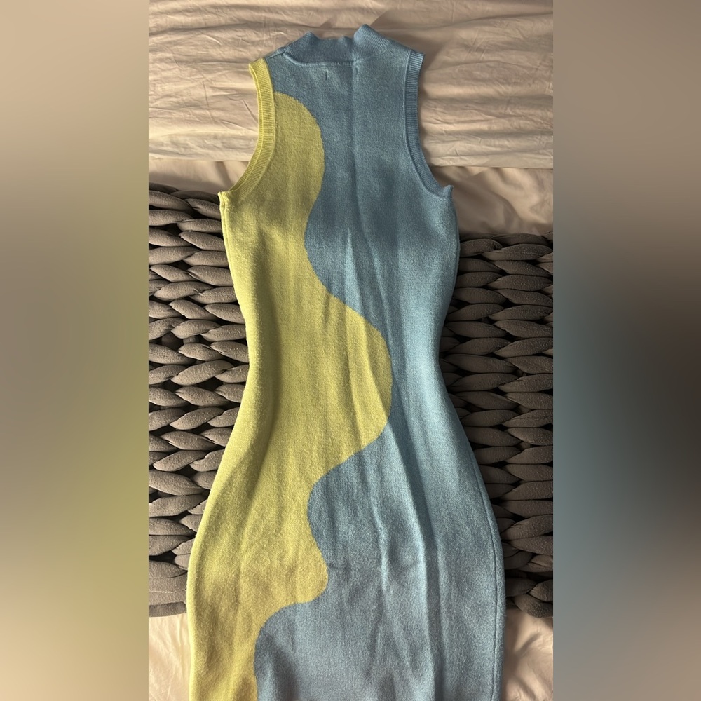 Pacsun sleeveless summer dress - Picture 2 of 4